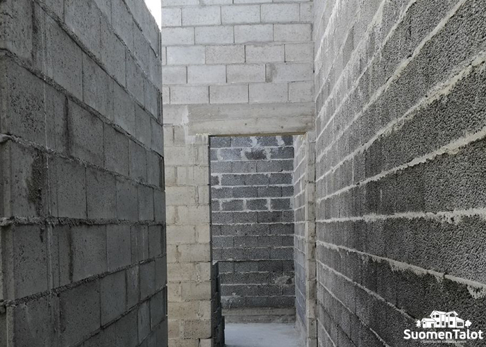 Кладка стен из керамзитобетонных блоков
